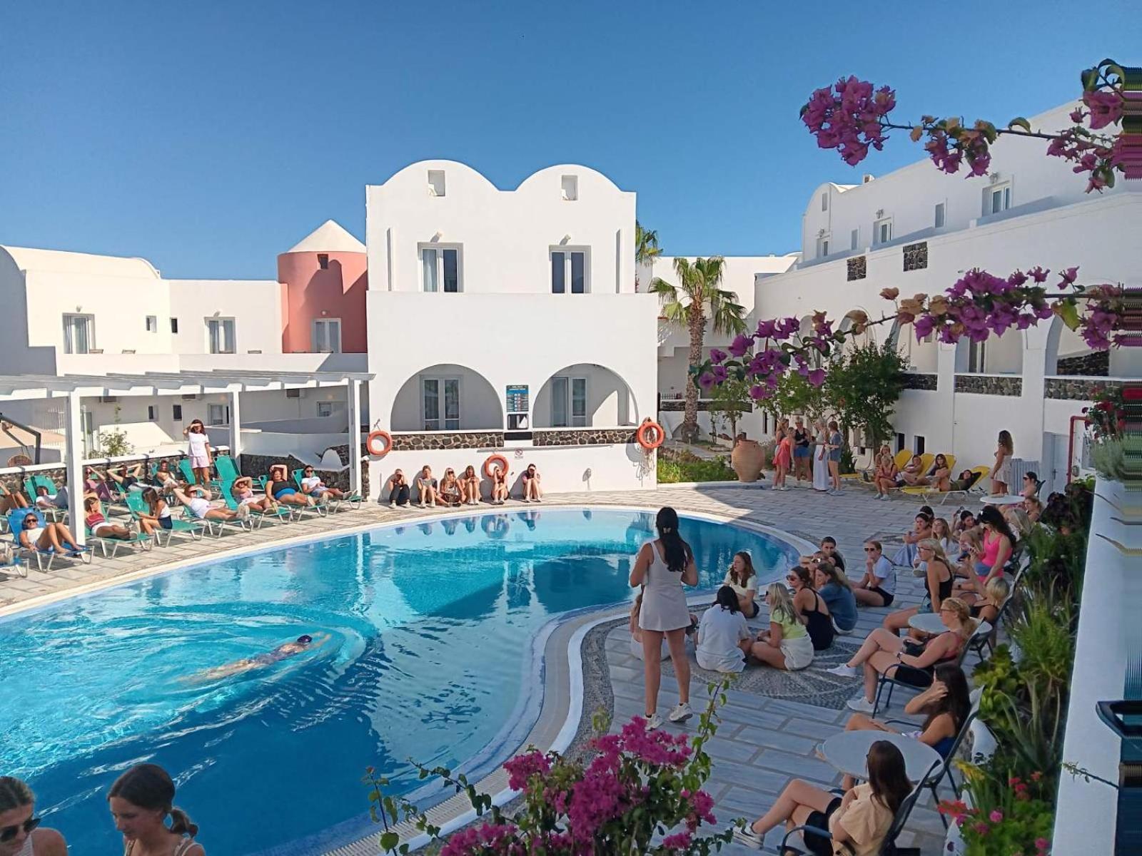 New Haroula Hotel Fira  Exterior foto